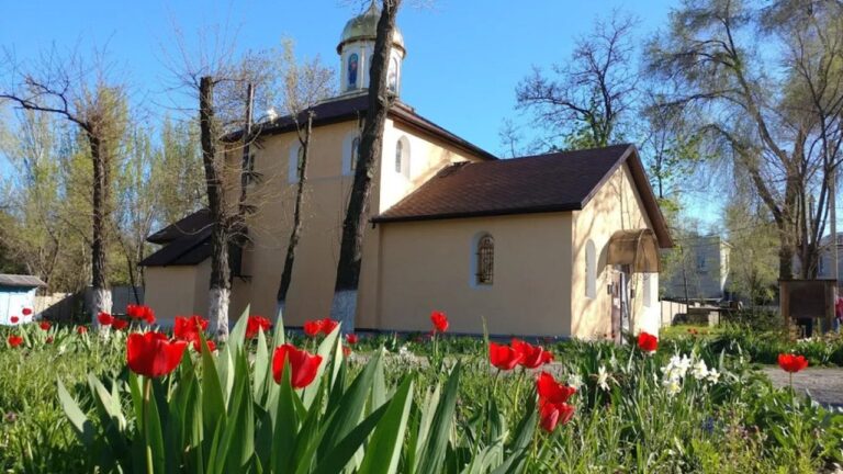 Від УПЦ до ПЦУ: у Запоріжжі храм передали в оренду за 1 грн