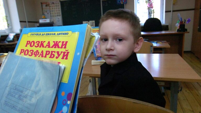 Омбудсмен виявив проблемні питання у захисті прав дітей у Запоріжжі