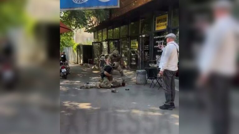 У справі про зловживання впливом затримали військового одного з ТЦК Одеси