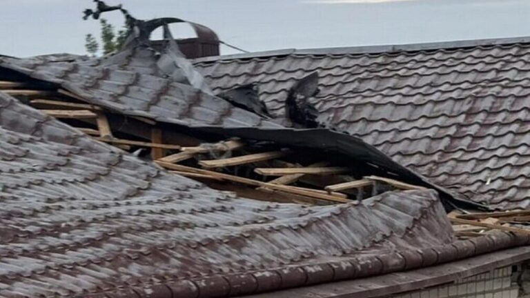 Росіяни заявили про пошкодження школи у Великих Копанях