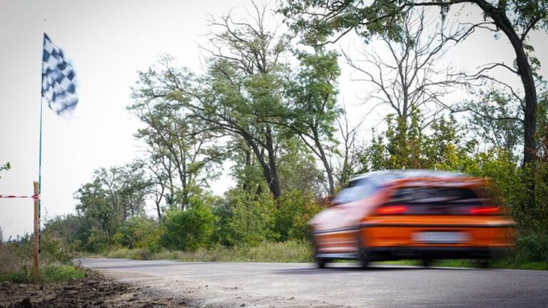 На Миколаївщині провели благодійні Drag Racing: 80% коштів передадуть ЗСУ
