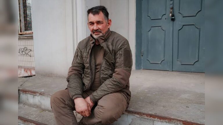 У Херсоні попрощалися із загиблим військовим Олегом Павленком