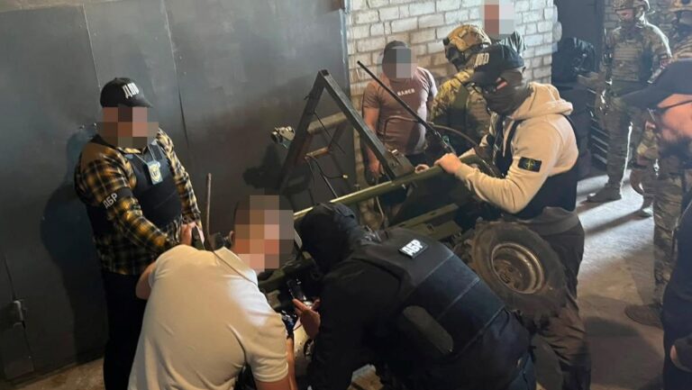 У Запорізькій області військові намагалися продати НРК в інтернеті: ДБР затримало двох осіб