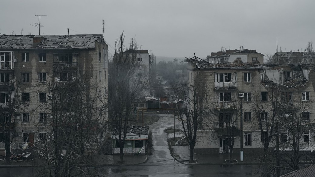 Пошкоджені житлові будинки в Оріхові, січень 2026 року. Архівне фото