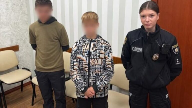 Зниклих у Рацинській Дачі підлітків знайшли на трасі до Вознесенська