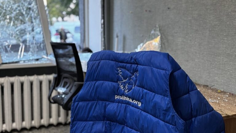 У Запоріжжі авіабомба вибухнула за 80 метрів від офісу гуманітарної місії