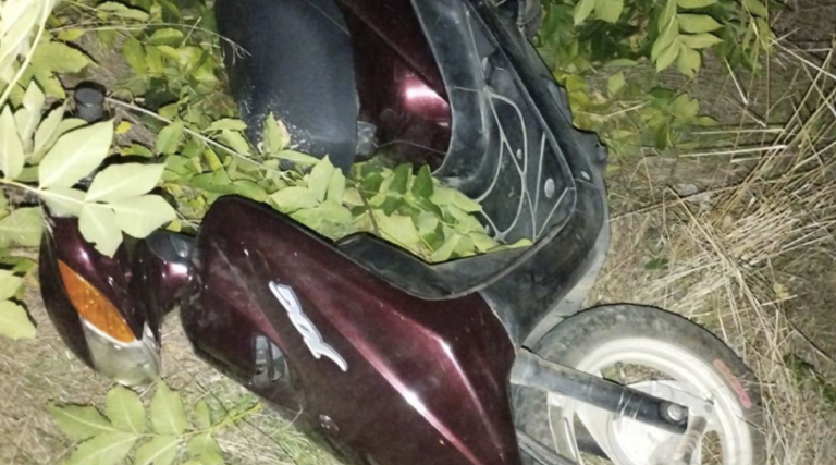 Біля Коблева 20-річний водій мопеда травмувався після виїзду в кювет